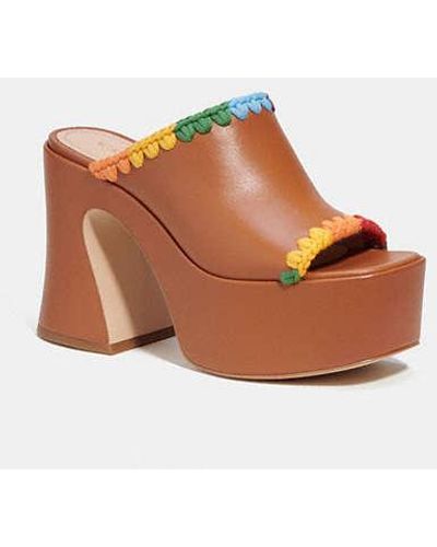 COACH Bobi Platform Sandal With Rainbow Crochet - Brown