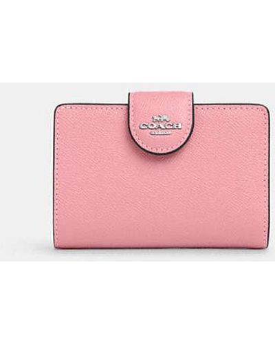 COACH Medium Corner Zip Wallet - Pink