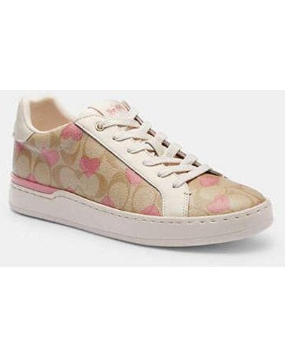 COACH Clip Low Top Sneaker In Signature Canvas With Hearts - Black