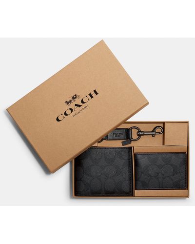 Coach Outlet Boxed 3 In 1 Wallet Gift Set In Signature Canvas - Multicolor