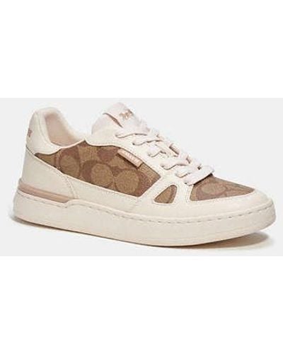 COACH Clip Court Low Top Sneaker In Signature Canvas - Natural