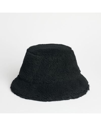 Stand Studio Wera Teddy Fleece Bucket Hat - Black