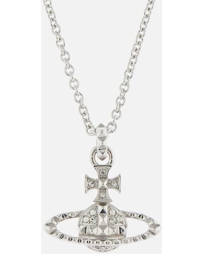 Vivienne Westwood Mayfair Bas Relief Pendant Necklace - Metallic