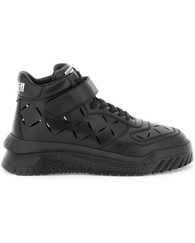 Scarpe 2025 versace parallele