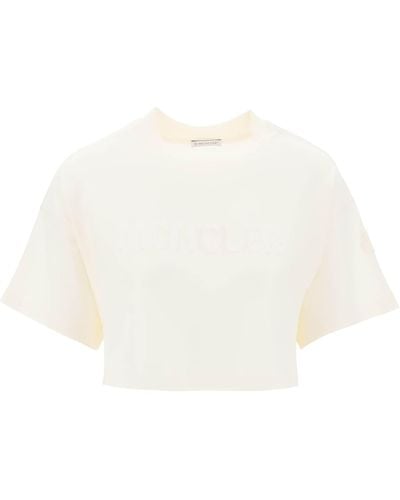 Moncler T-shirt cropped con logo in paillettes - Bianco