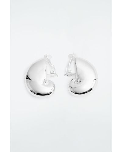 COS Seashell-shaped Clip-on Earrings - White