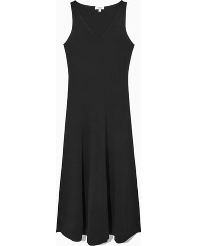 COS V-neck Knitted Maxi Dress - Black