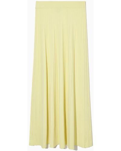 COS Pleated Knitted Maxi Skirt - Yellow