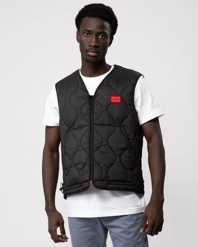 HUGO Bethano2321 Water-repellent Gilet With Red Logo Label - Black