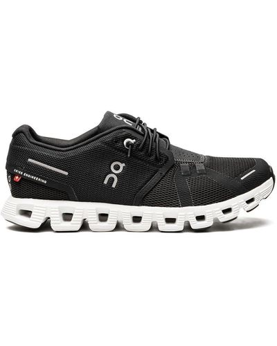 On Running Cloud 5 Trainers - Black