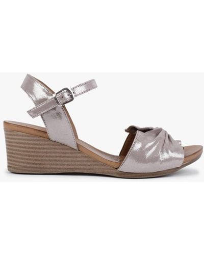 Moda In Pelle Paizley Taupe Metallic Leather Wedge Sandals - Brown