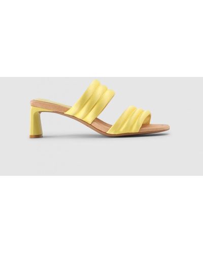 Shoe The Bear Womens Sylvi Padded Strap Heeled Sandals In Butter Satin - Yellow