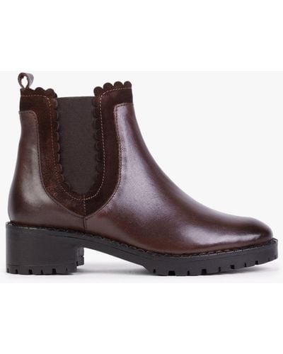 Daniel Saryel Brown Leather Scalloped Trim Chelsea Boots