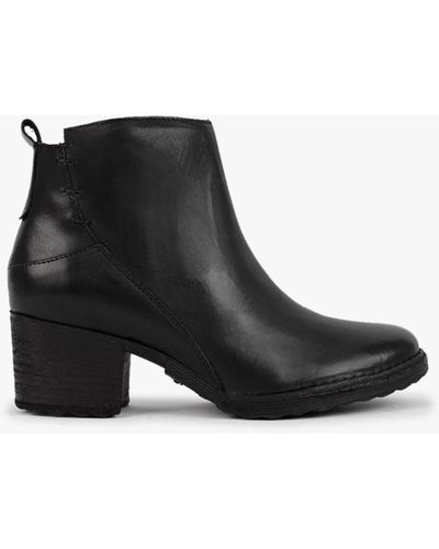 Khrio Black Leather Block Heel Ankle Boots