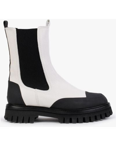 Daniel Nellie White Leather Toe Cap Chelsea Boots - Black