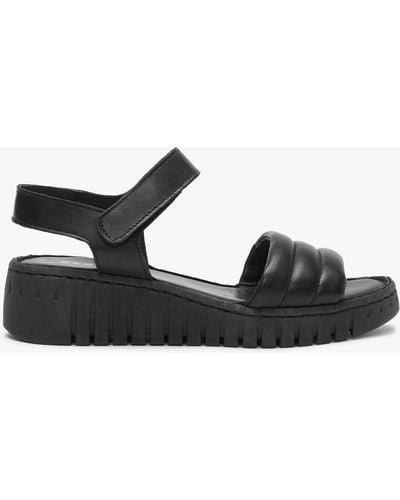 Daniel Lola Black Leather Y Back Tread Sole Sandals
