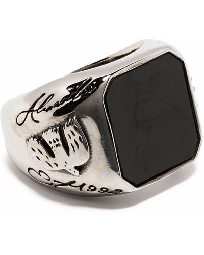 Alexander McQueen Engraved Signet Ring - Metallic