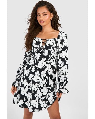 Boohoo Floral Tie Front Smock Dress - White