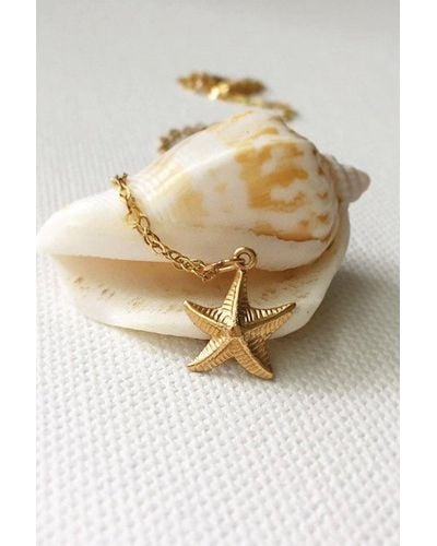Elk & Bloom Dainty 18k Gold Starfish Necklace - Natural
