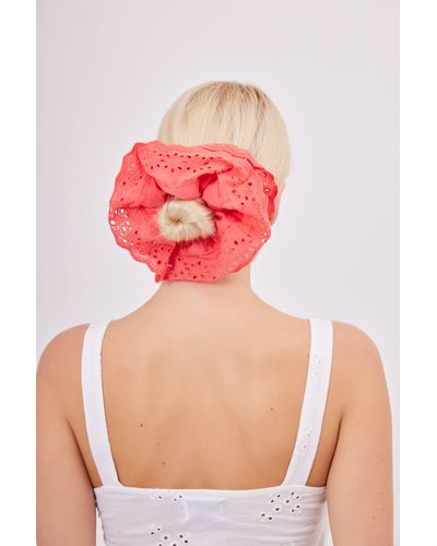 My Accessories London Oversized Frilly Lace Scrunchie - Pink