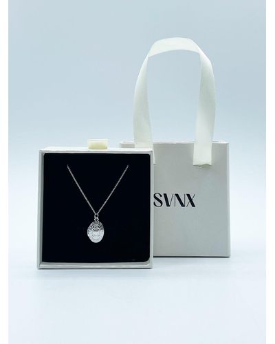 SVNX Small Oval Locket Necklace In Silver - Blue