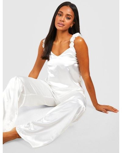 Boohoo Floral Trim Cami & Trousers Pyjama Set - White