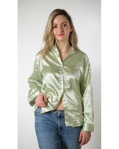 The Colourful Aura Green Silk Satin Plain Long Sleeve Solid Print Loose Shirt