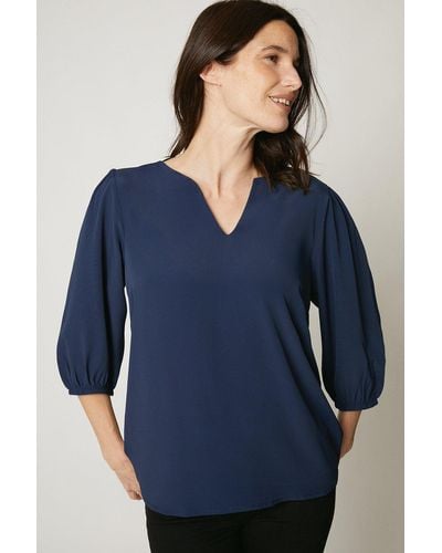 MAINE Navy Notch Front 3/4 Sleeve Top - Blue