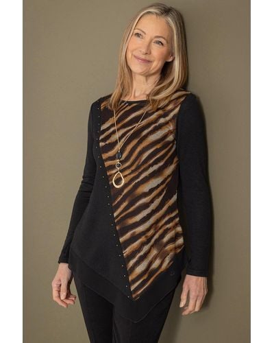 Anna Rose Animal Print Knit Top With Necklace - Brown