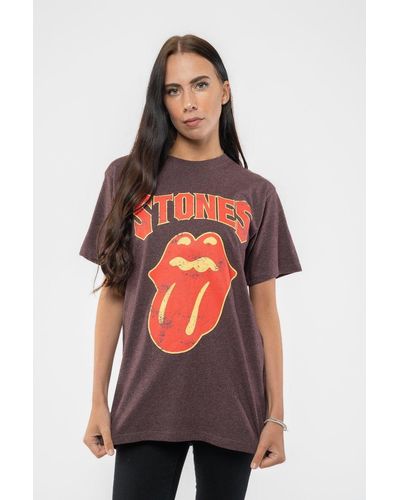 The Rolling Stones Gothic Text Band Logo T Shirt - Red