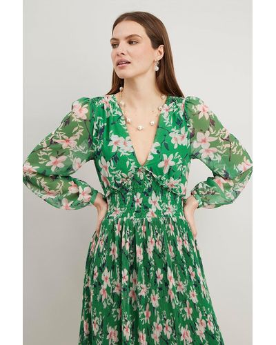 Wallis Floral Pleated Dress With Sheering Maxi Detail - Green