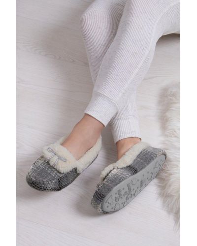 Totes Brushed Check Moccasin Slippers - Grey