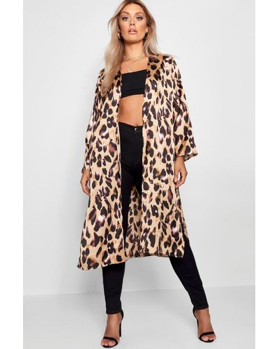 Boohoo Plus Lissy Leopard Print Satin Kimono - White