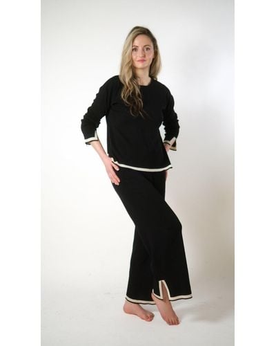 The Colourful Aura O-neck Black Full Sleeve Loose Square Top Wide Leg Pant Women's Knitted Co-ord Set