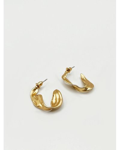 SVNX Half Moon Gold Hoops With Melted Metal Detail - Metallic