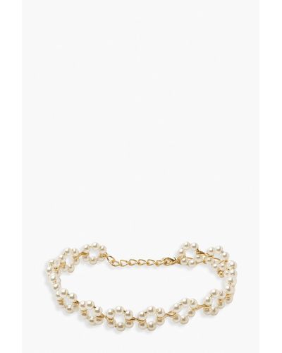 Boohoo Pearl Flower Cluster Choker Necklace - Metallic