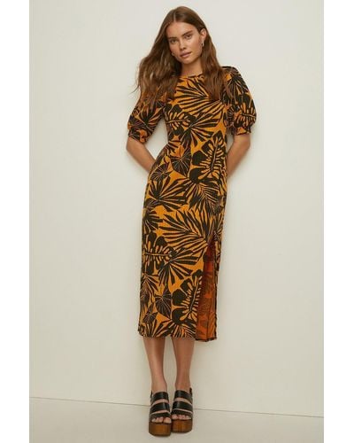 Oasis Petite Textured Palm Print Midi Dress - Natural