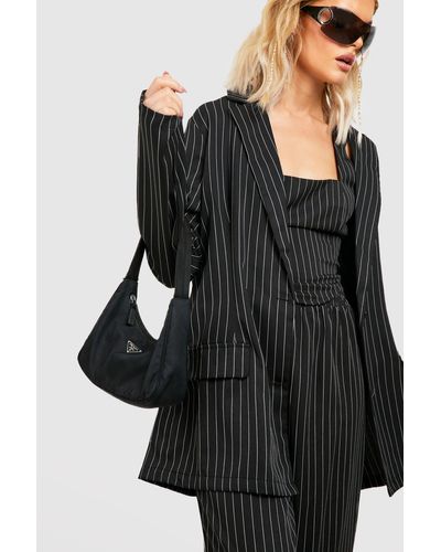 Boohoo Pinstripe Relaxed Fit Tailored Blazer - Black