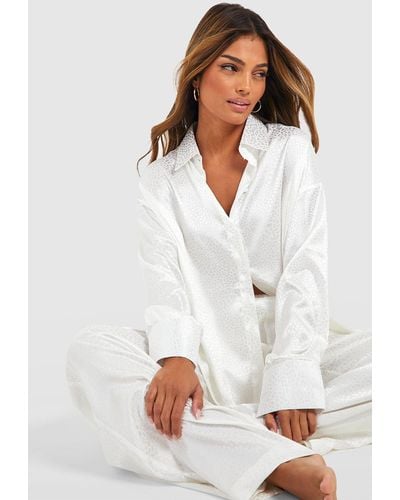 Boohoo Premium Leopard Satin Oversized Pyjama Set - White