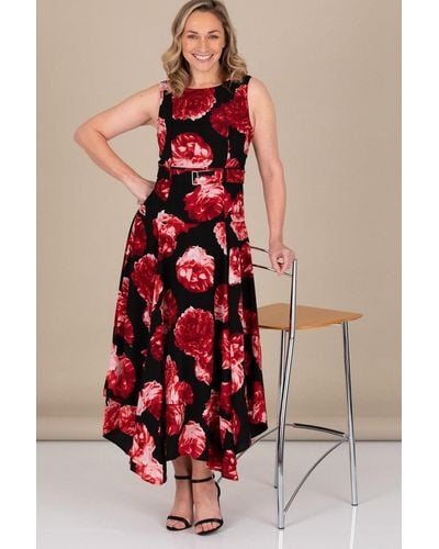Klass Floral Printed Sleeveless Maxi Dress With Belt - Red