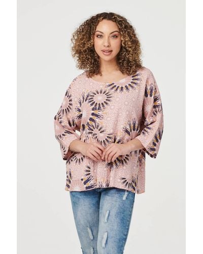 Izabel London Floral Oversized Blouse With Necklace - Pink