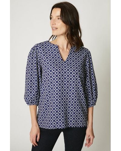 MAINE Geo Notch Front 3/4 Sleeve Top - Blue