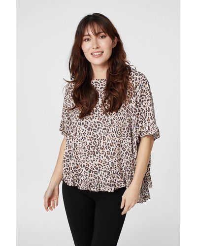 Izabel London Leopard Print Short Sleeve Smock Top - Natural