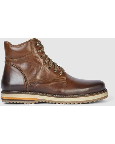 Mantaray Fleet Leather Hiking Boot - Brown
