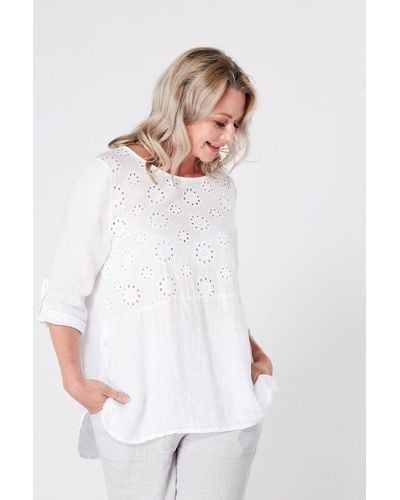 Luca Vanucci Linen Mix Top With Contrasting Embroidery - White