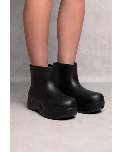 Where's That From 'genevra' Chunky Pull On Wellie Chelsea Boots - Black