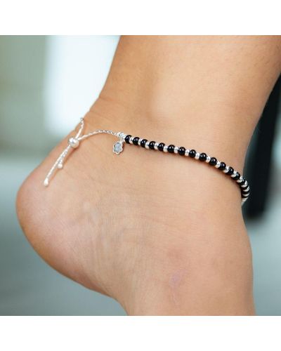 The Colourful Aura Pure Silver Black Bead Slim Daily Sliding Adjustable Nazaria Anklet - Natural