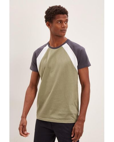 Burton Contrast Panel Sleeve Raglan T-shirt - Green