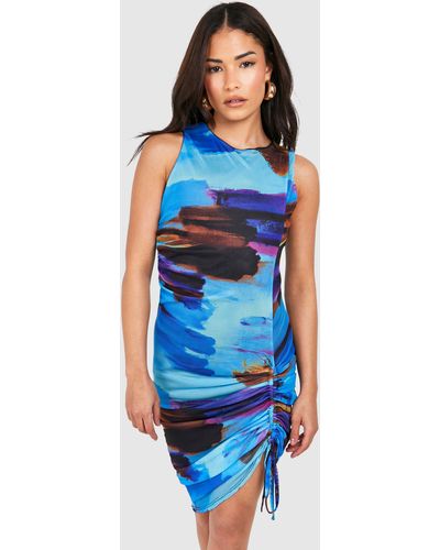 Boohoo Petite Ruched Hem Abstract Bodycon Dress - Blue