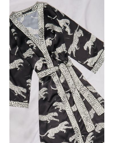 Karen Millen Tiger Print Satin Nightwear Robe - Black